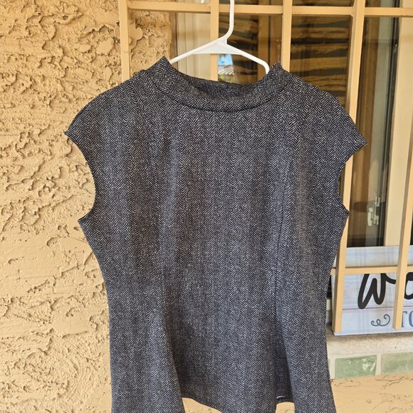 NWOT Peplum Black and white tank top - Picture 5 of 5